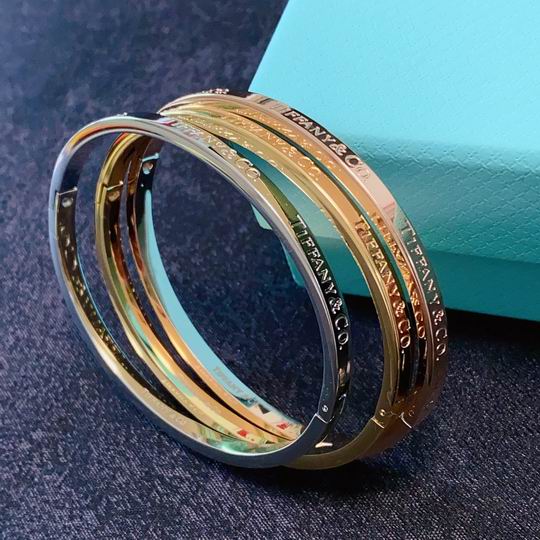 Tiffany bracelet 01lyh25